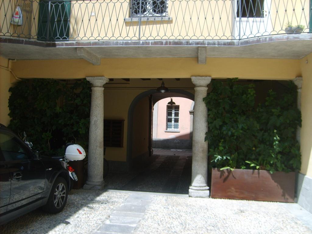 Le Tre Porte Como Vacanze Exterior photo